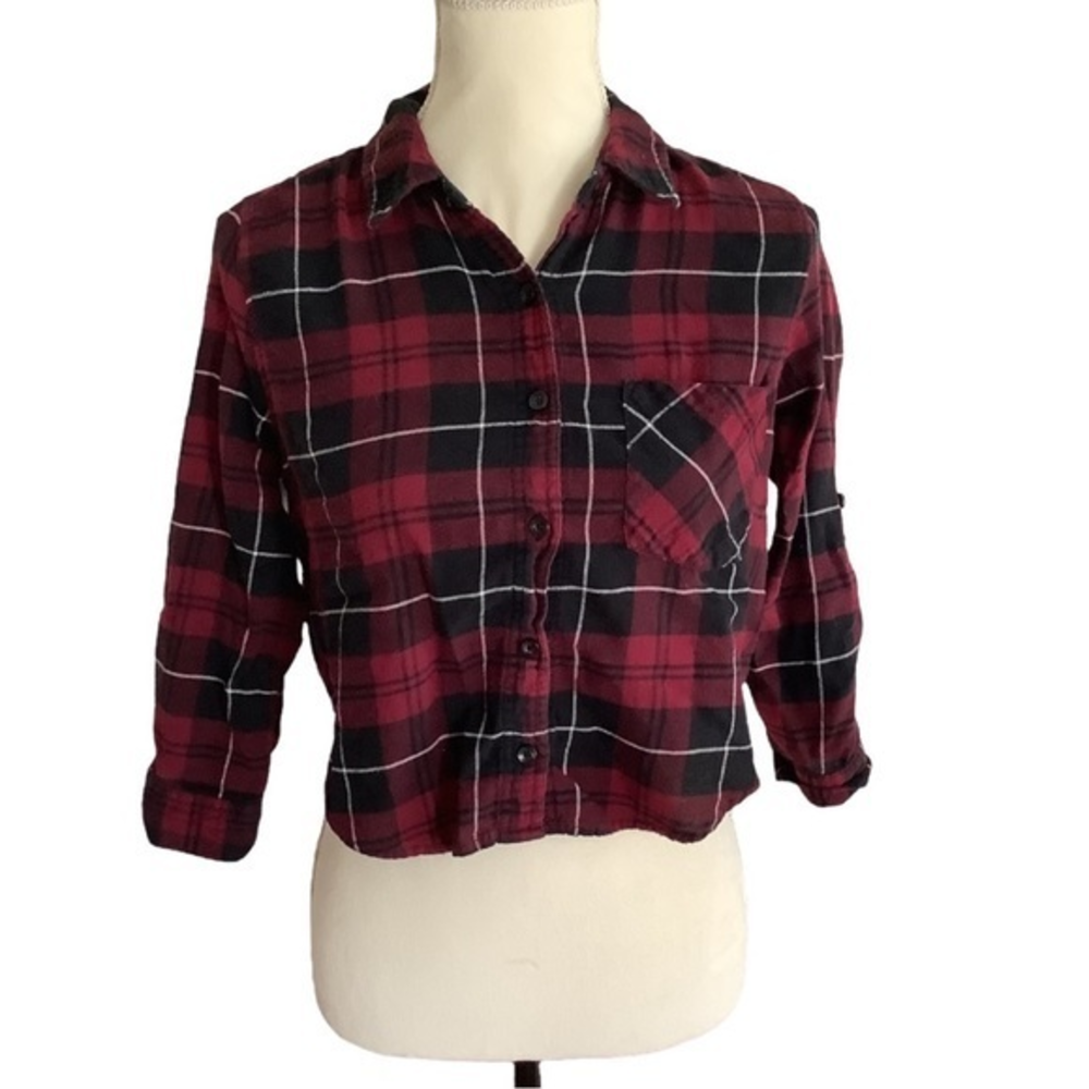 3/$25‎ Forever 21 Red & Black Plaid Cropped Flannel Sz Small Rolltab Sleeves